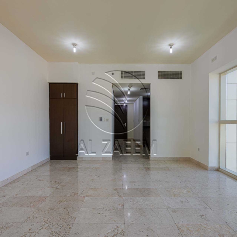 HOT | High Level Unit | Vacant | Nice Views