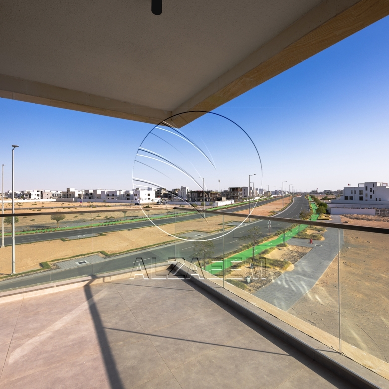√ Move in Ready | Corner Layout | Prime Location √
