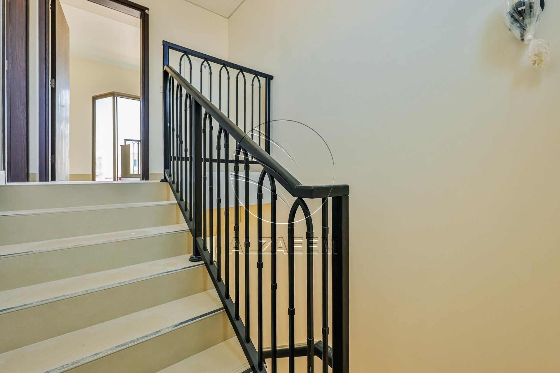 √Single Row! Perfect for End Use | Spacious Area√