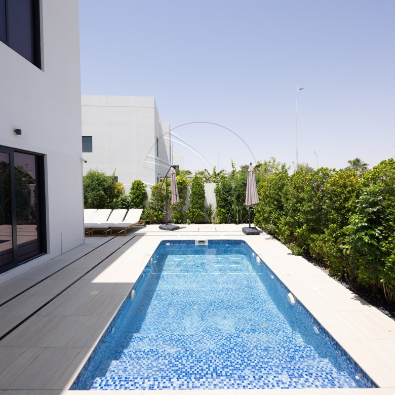 √1st Tenant | Furnished + Upgraded | Private Pool√