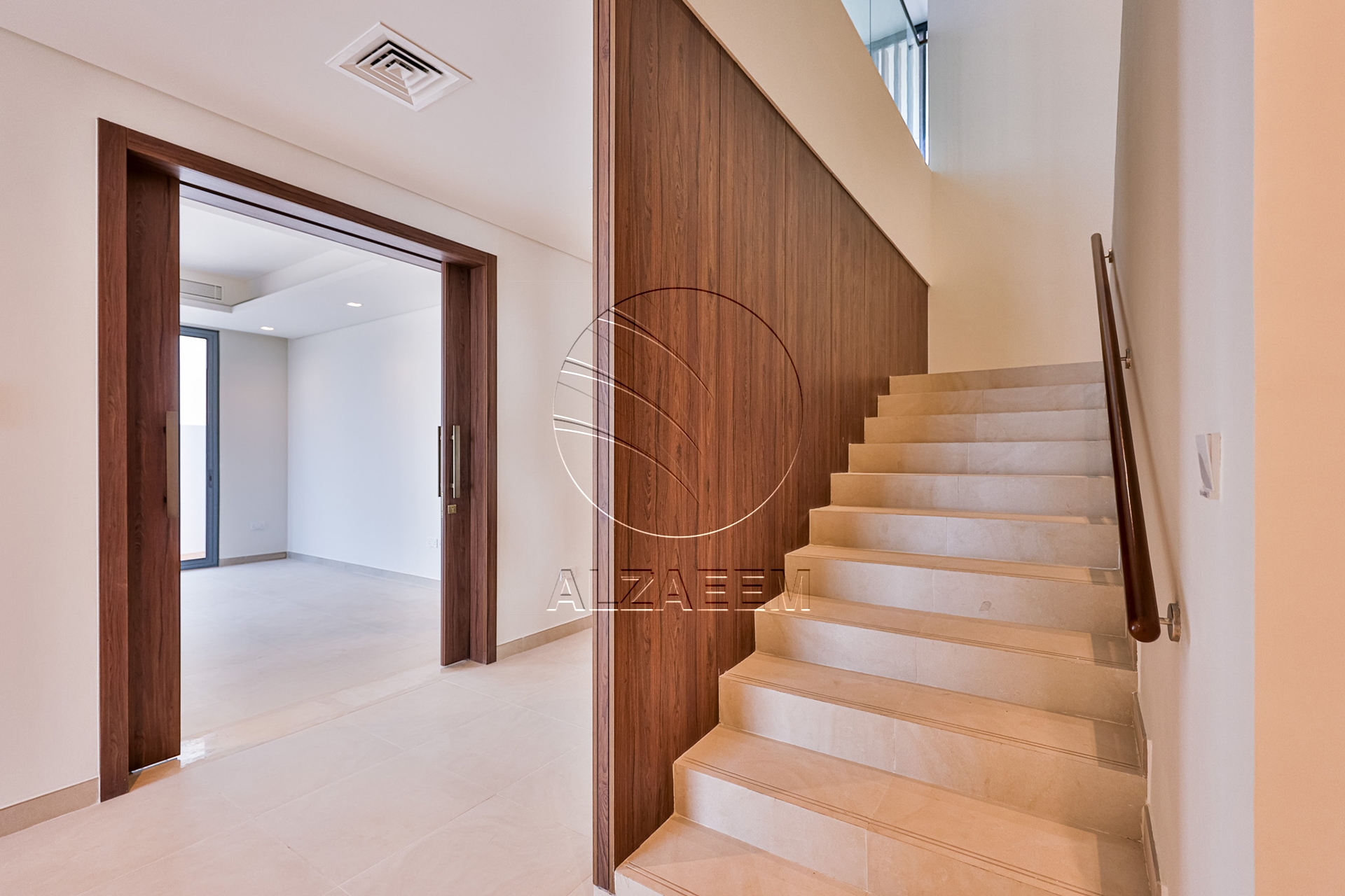 √ 4BR+Maid Single Row Villa | Prime Location √