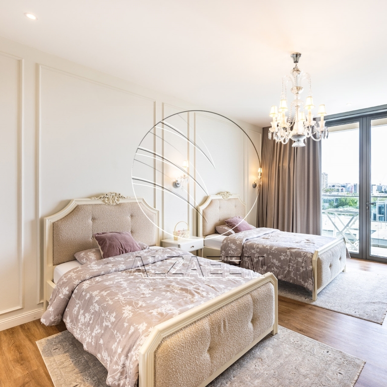 VACANT! 4BR Penthouse | Luxury Living