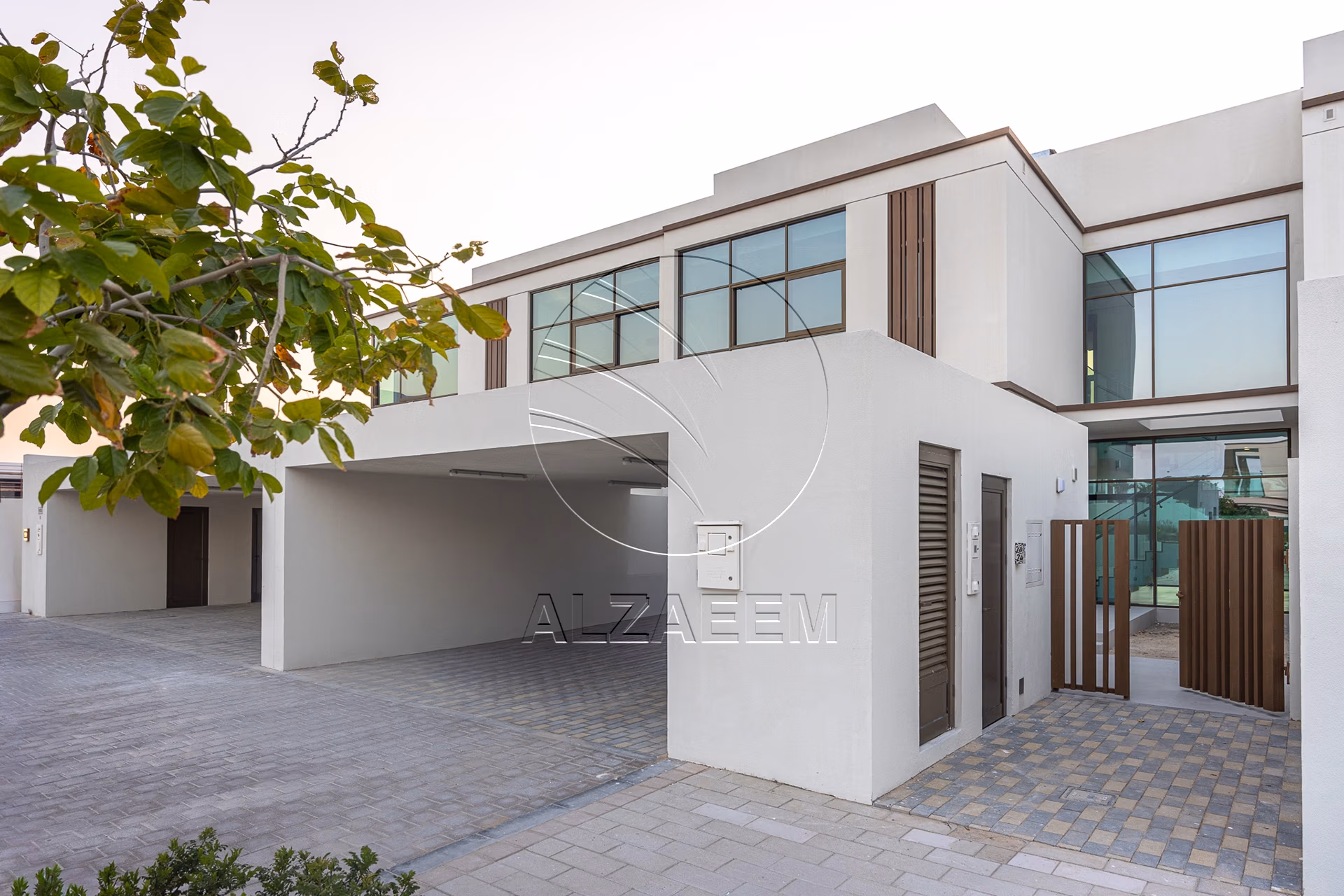 √Standard SR TH -Modified | Extended Living Room√