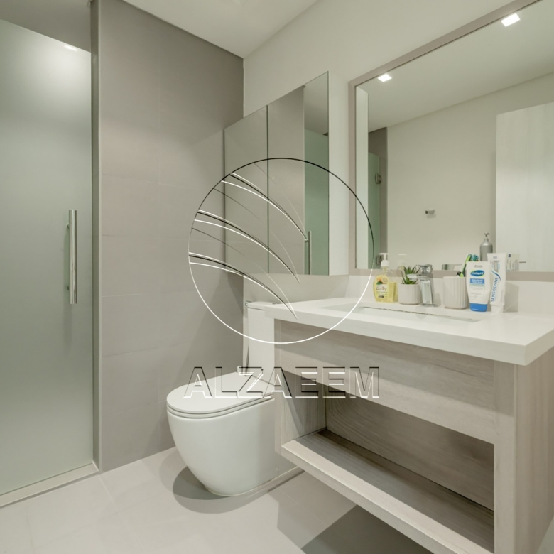 VACANT! Corner | Single Row | Fully Furnished