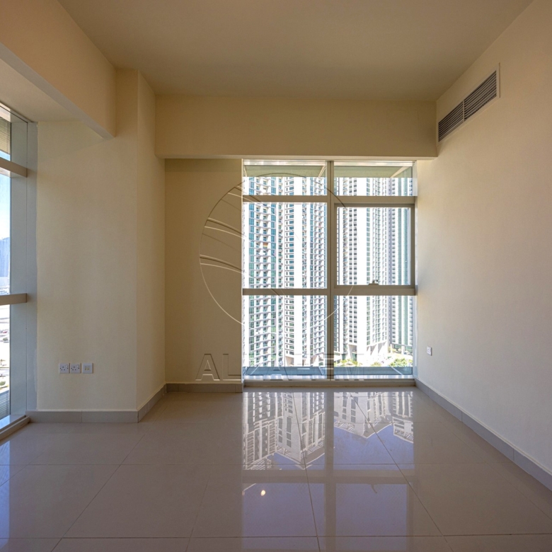 √ Exclusive | VACANT | Corner 2+S | 4 Payments √