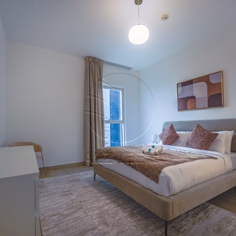 Partial Canal View | Furnished | Up to 3 Payments