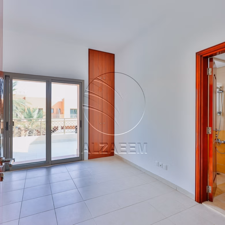 √Prime Location | UPCOMING | Private Garden√