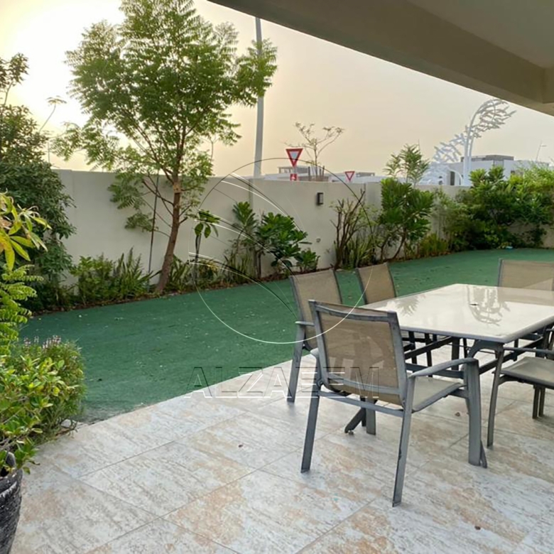 √Single Row Corner | Type 1 | Landscaped Garden√