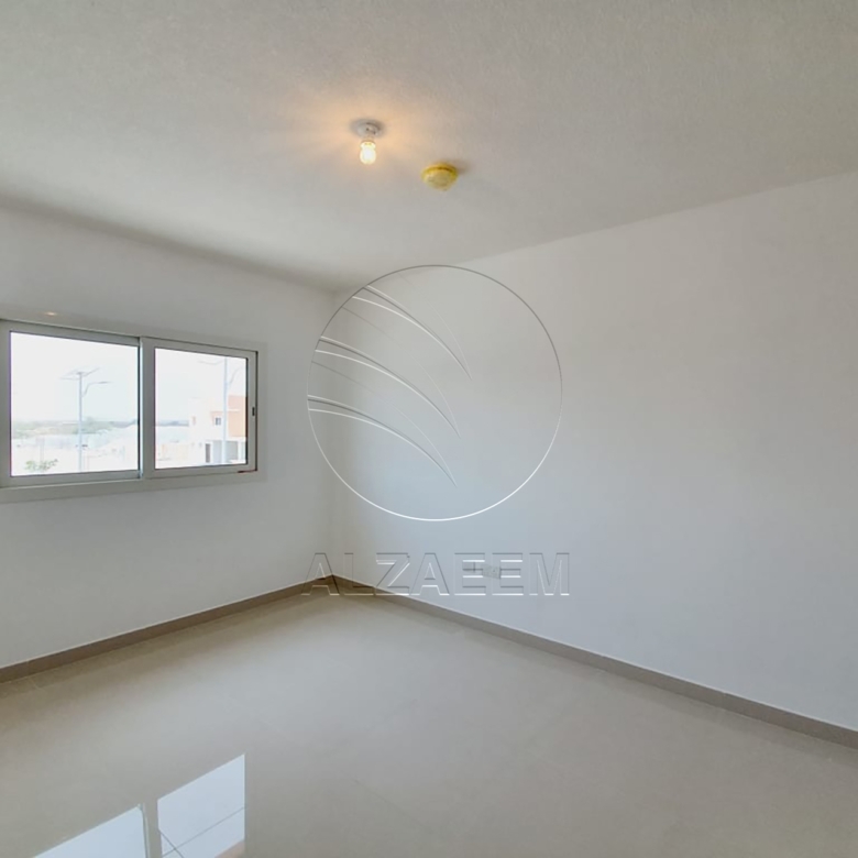 GOOD DEAL! Vacant | 3BR +Maid | Rented with Refund