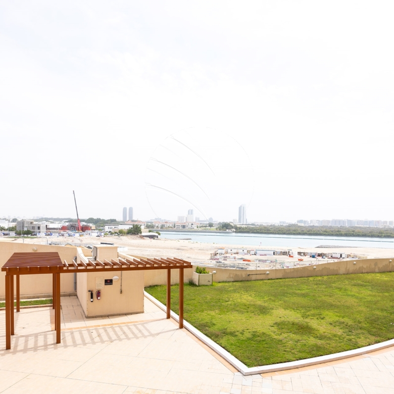 √ VACANT and Exclusive | Sea View | Big Balcony √
