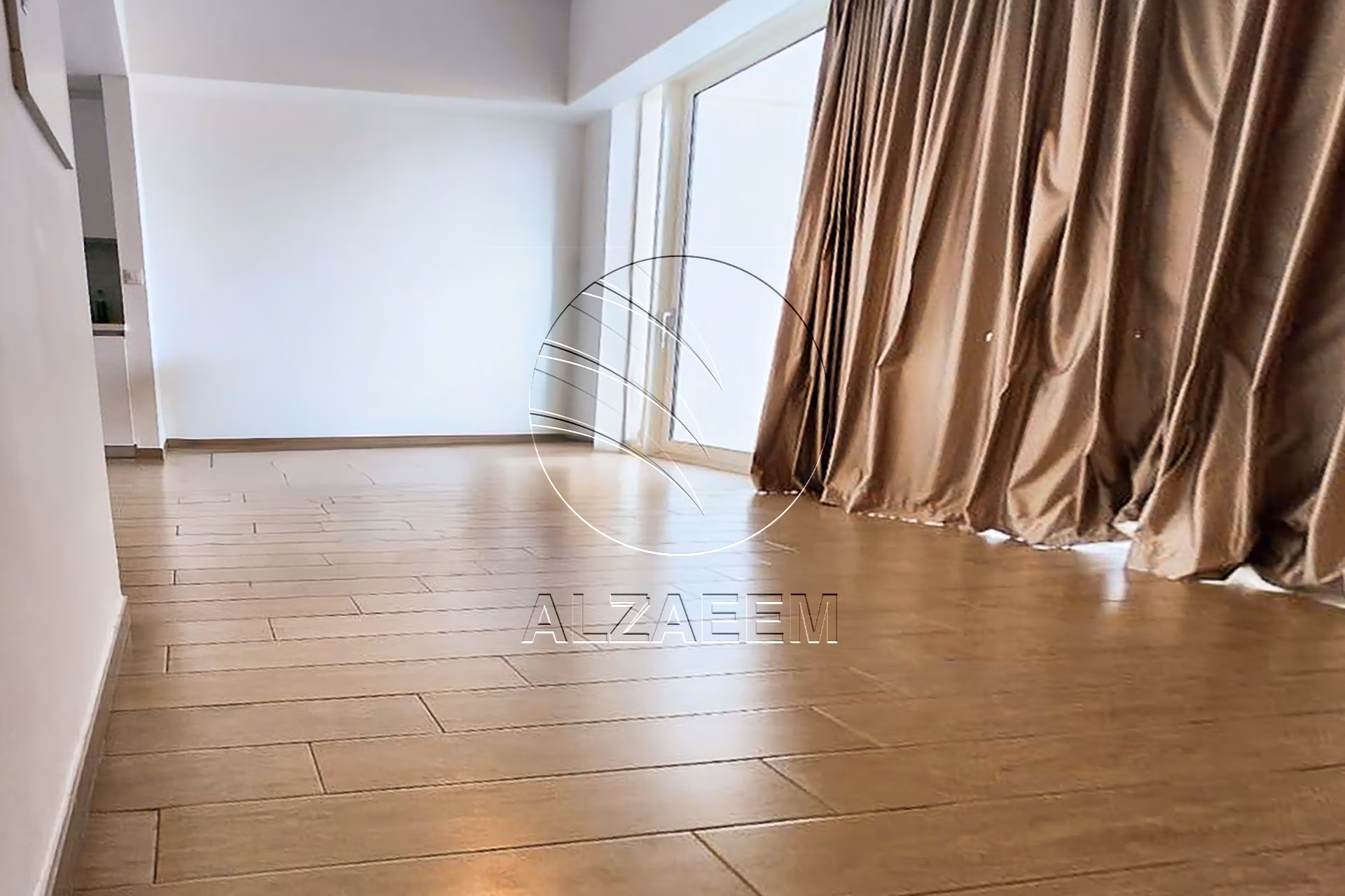 Studio! BIG Balcony ! Higher Level | Huge Layout