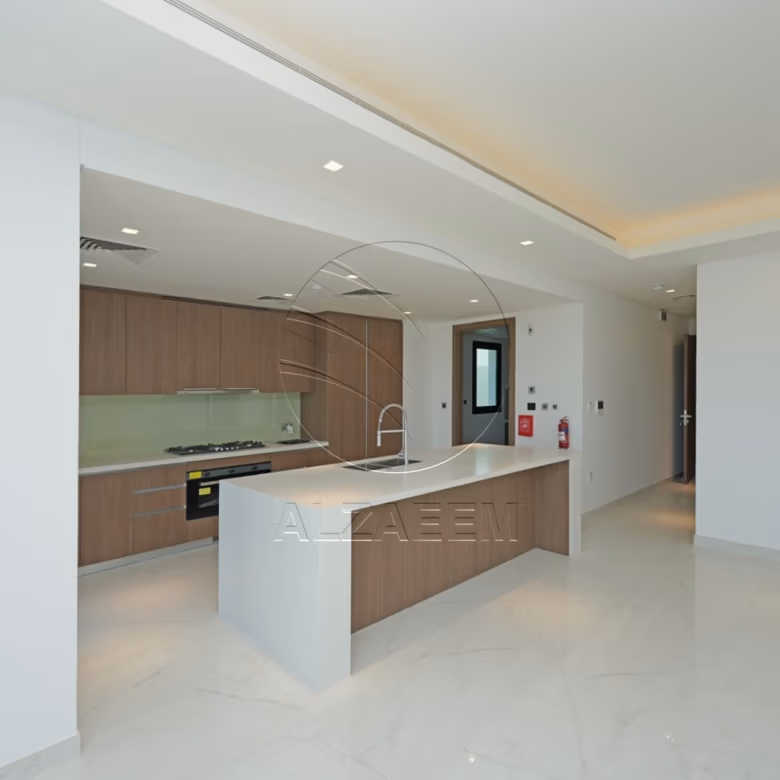 Luxurious Villa with Full Golf Course View