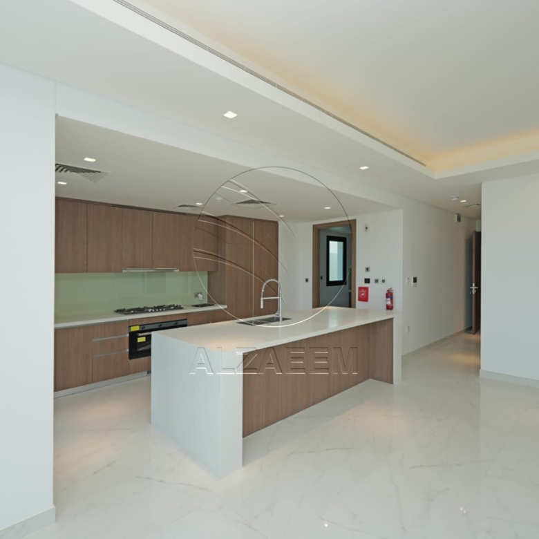 Luxurious Villa with Full Golf Course View