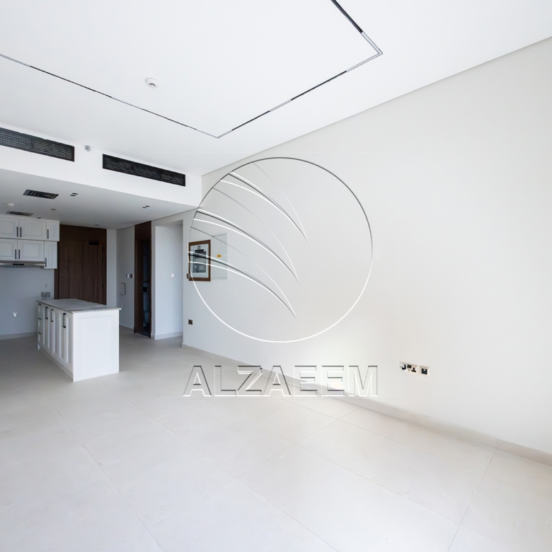 √ Move in Ready | Corner Layout | Prime Location √