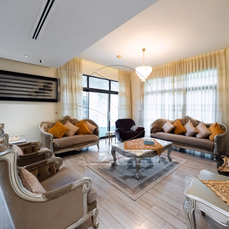 VIP | Upgraded Villa | Corner Single Row | Jacuzzi