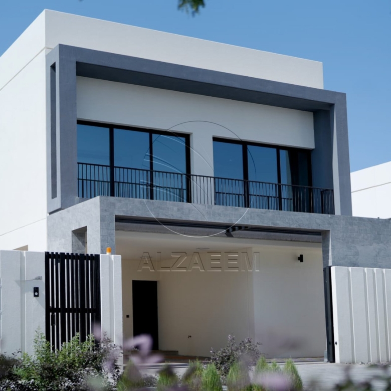 Luxurious Villa with Full Golf Course View