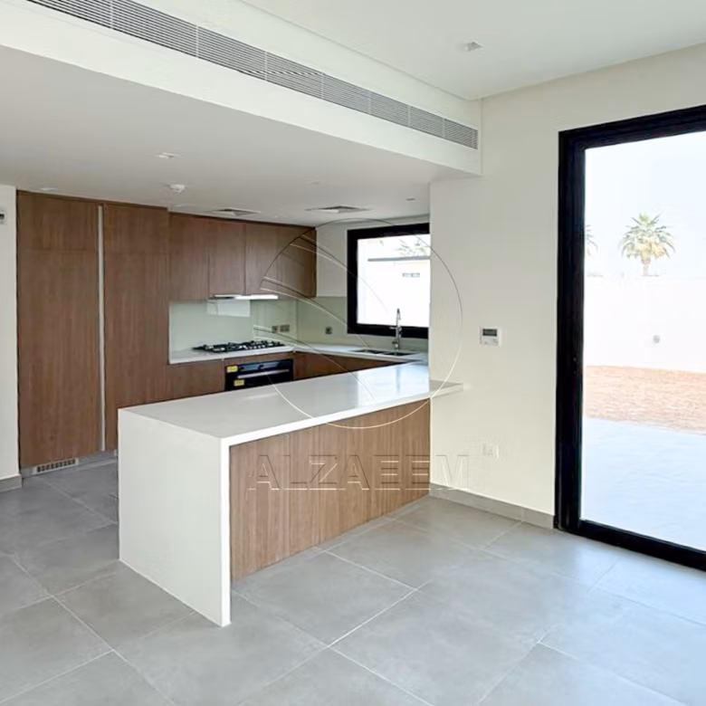 Single Row | Duplex 4BR Villa 4XS | Corner Unit