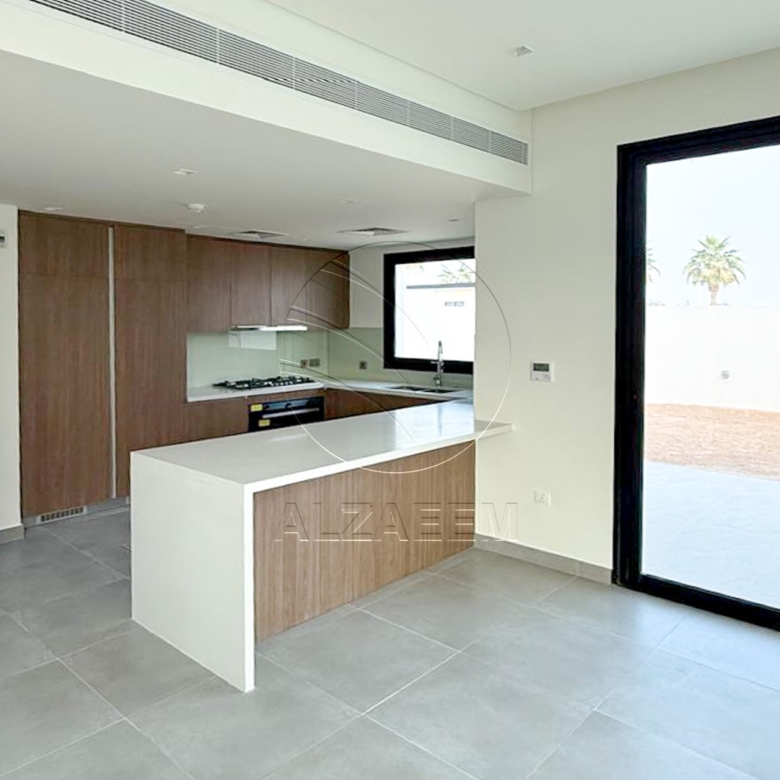Single Row | Duplex 4BR Villa 4XS | Corner Unit