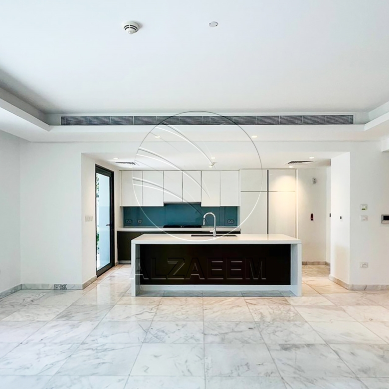 Corner | Single Row | Type 4F | Pool + Golf view
