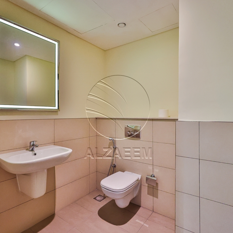 High Level and Vacant | Full Canal View Unit