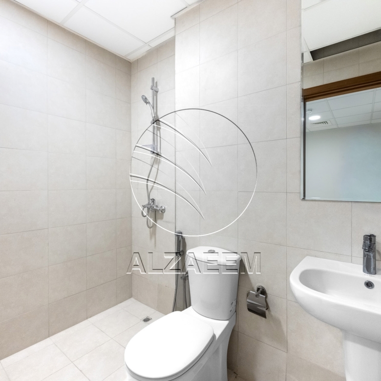 √Corner Unit | Double Row | Move-in Ready√