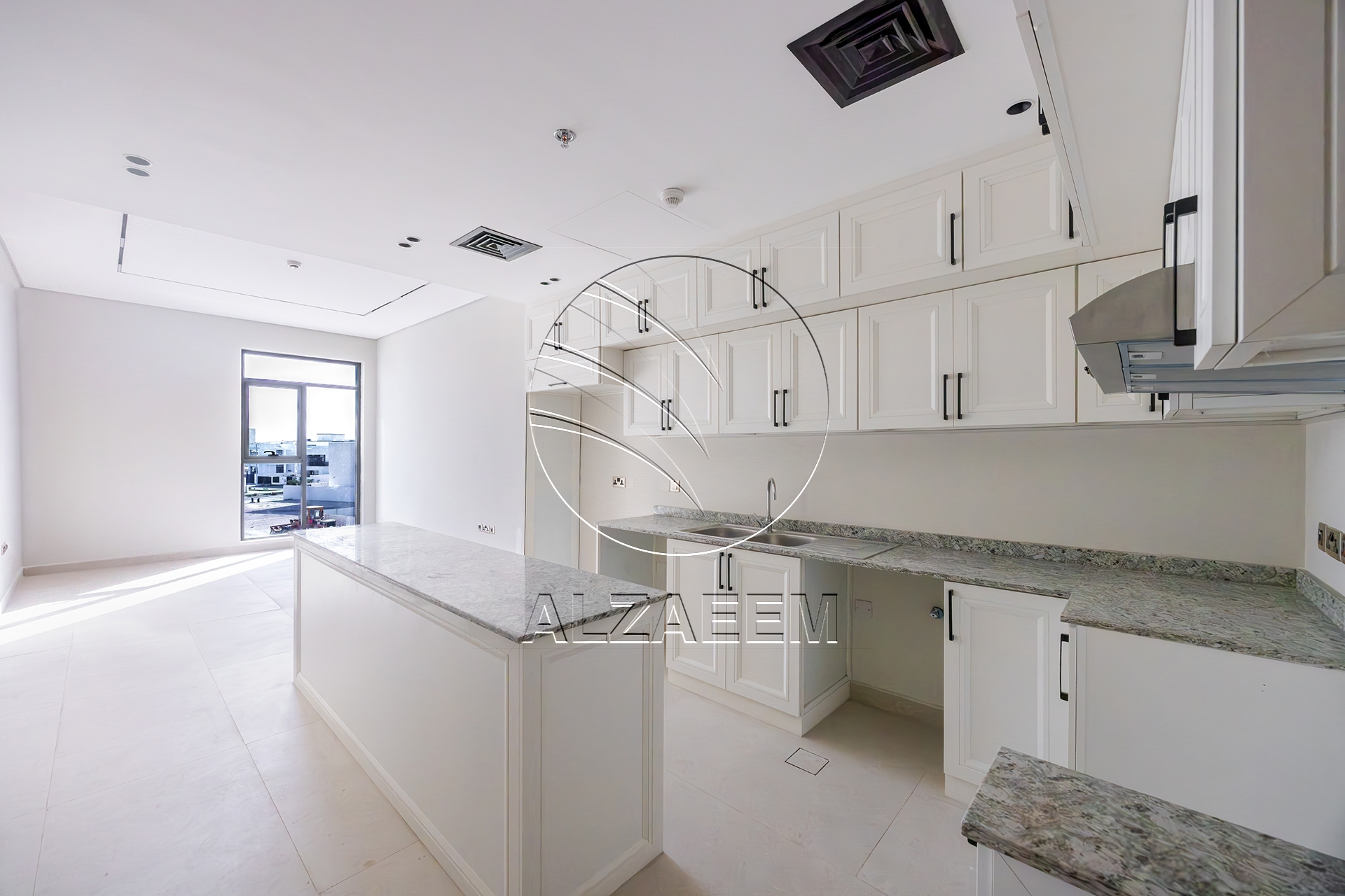 √ Move in Ready | Corner Layout | Prime Location √