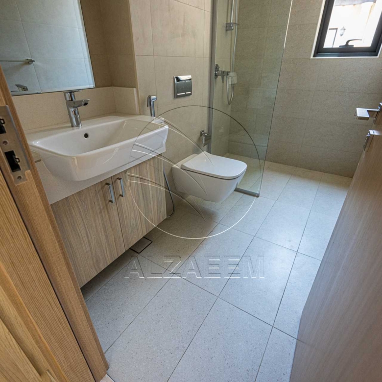 √EXCLUSIVE! Spacious 2BR+Maid | Single Row Mid√