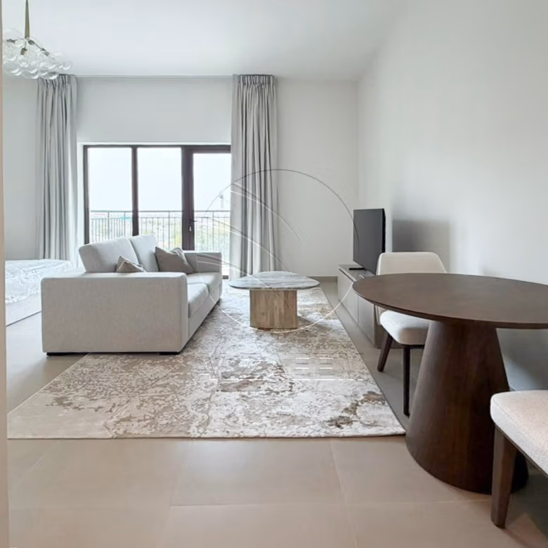 √Fully Furnished | Up to 12 Cheques | Mid Level√