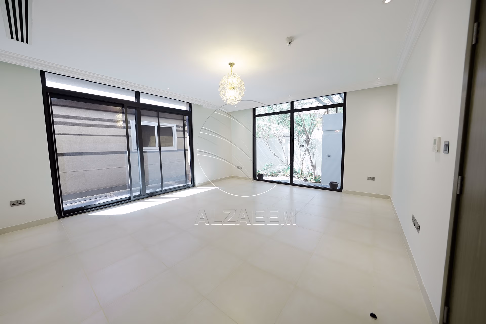 √Corner Unit | 5BR Villa with Pod | 2 Majlis√
