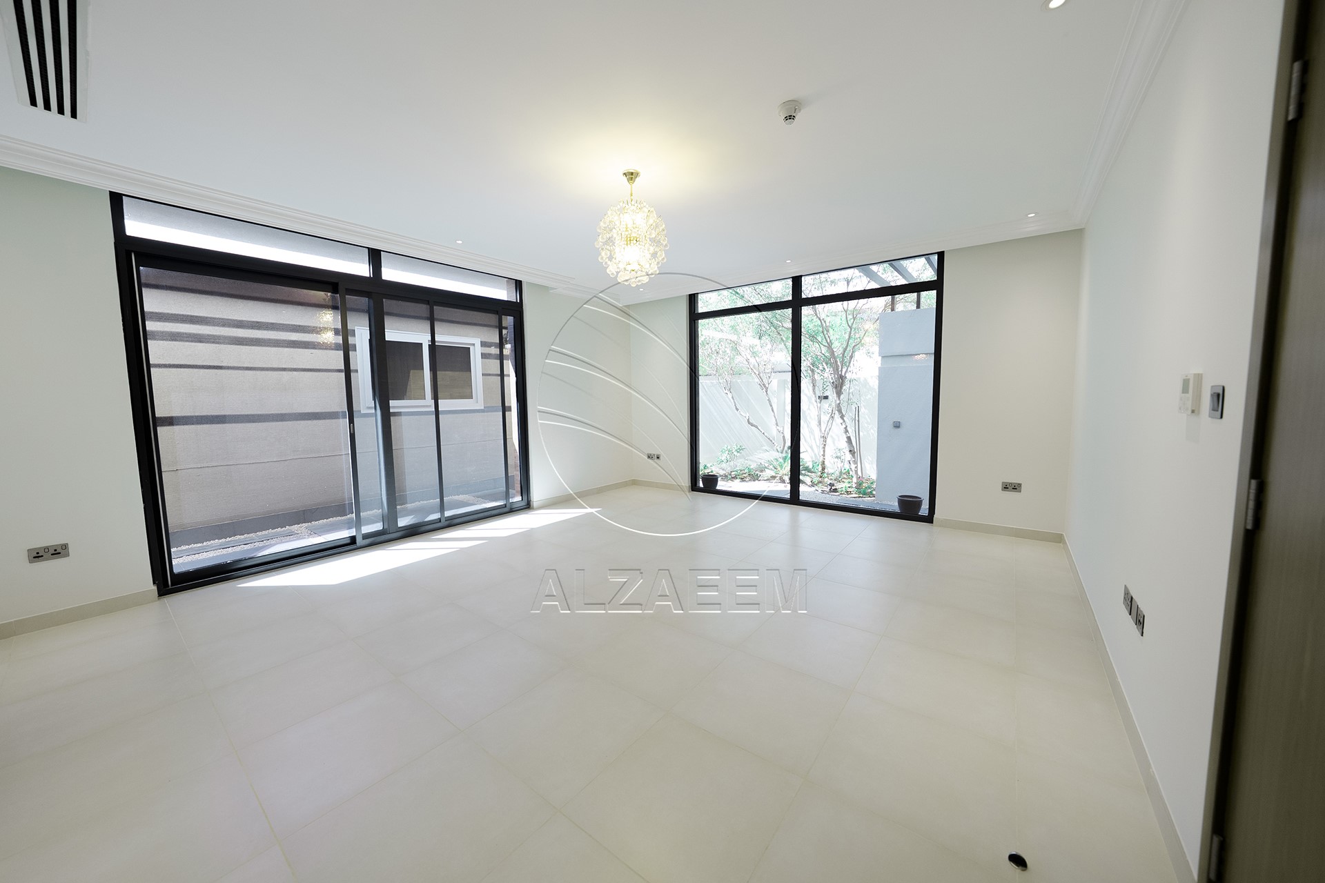 √Corner Unit | 5BR Villa with Pod | 2 Majlis√