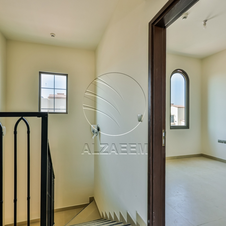 √Single Row! Perfect for End Use | Spacious Area√