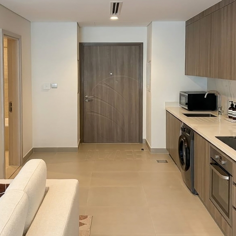√ Corner Unit+Balcony | Big layout | With Refund √