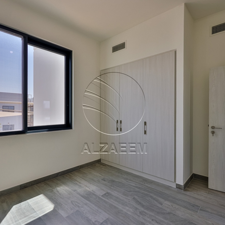 Double Row | Mid Unit | A New Family Home!