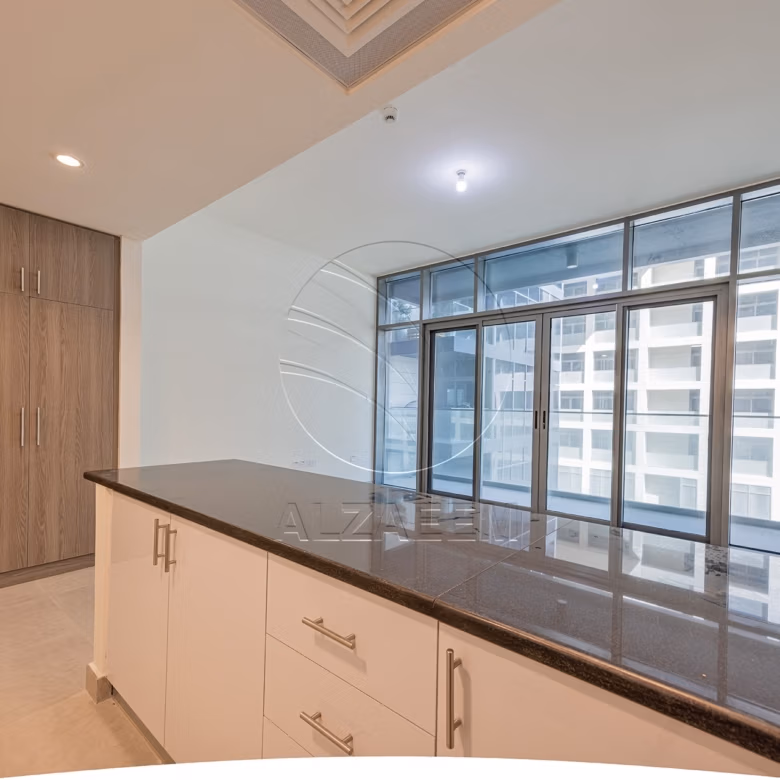 √HOT DEAL! Premium Location | Accessible Unit√