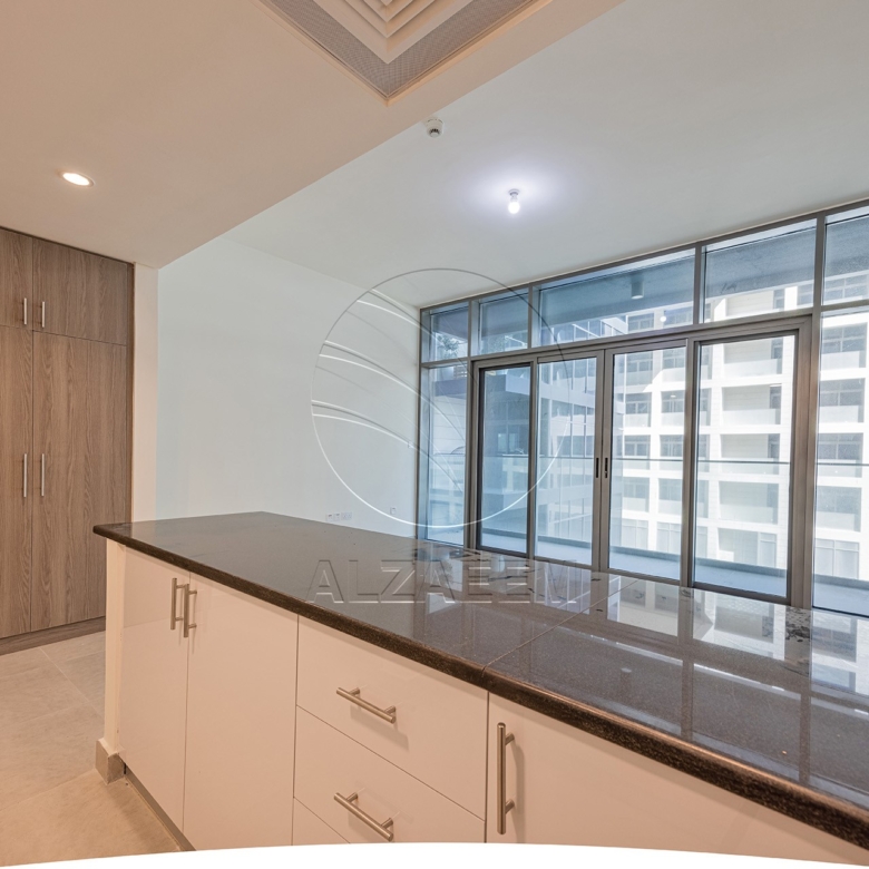 √HOT DEAL! Premium Location | Accessible Unit√