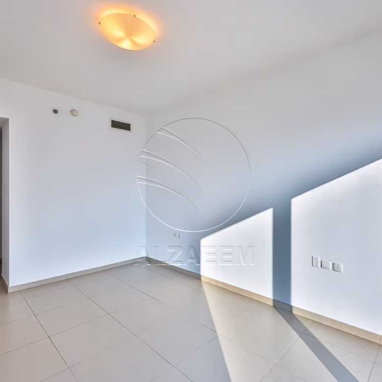 Exclusive! 2BR+Maid | Community View