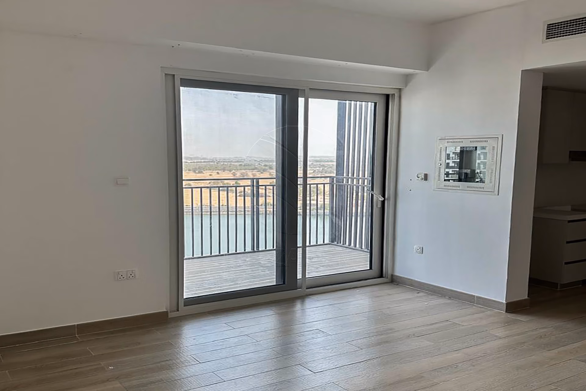 √ VACANT! High Level + Corner Unit | 3 Payments √