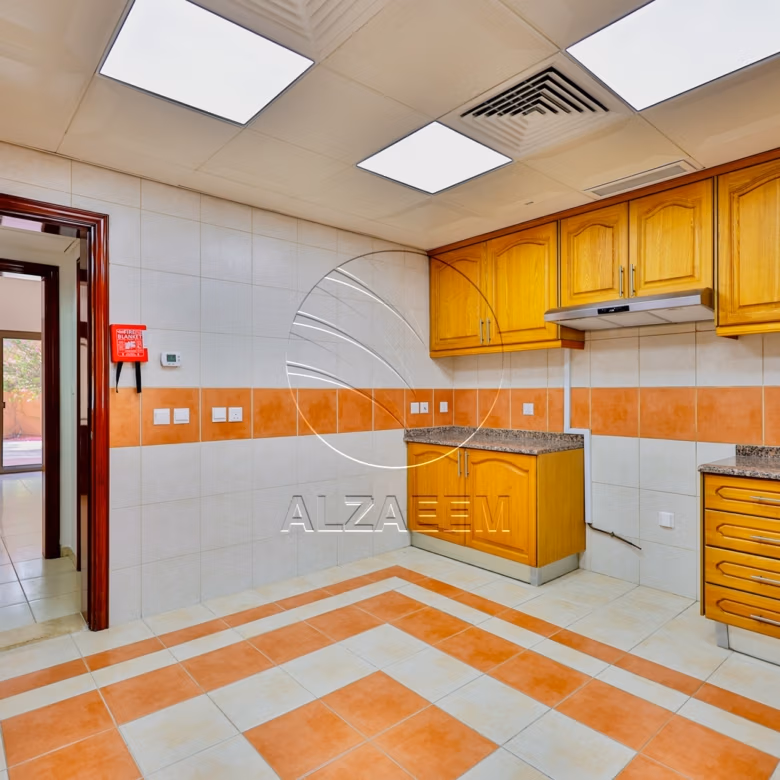 √Prime Location | UPCOMING | Private Garden√
