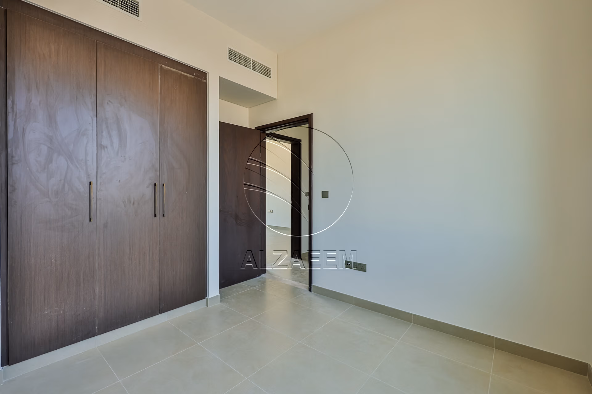 √Single Row! Perfect for End Use | Spacious Area√