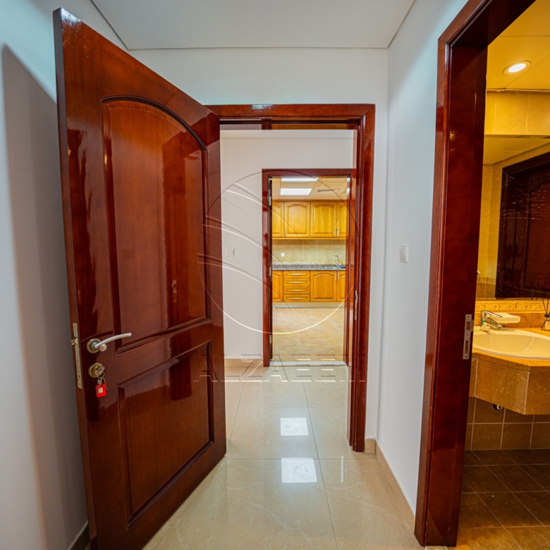 √ Vacant Villa | Premium Living | Price Dropped √