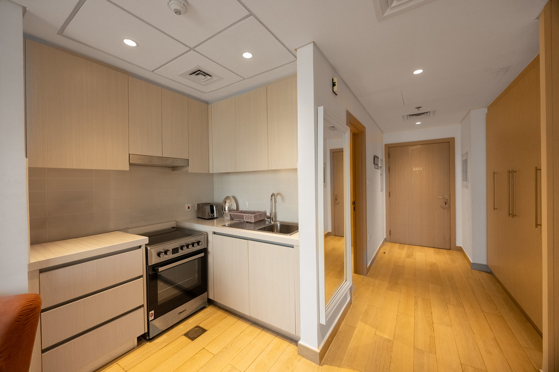√ Full Canal View | VACANT | Fully Furnished √