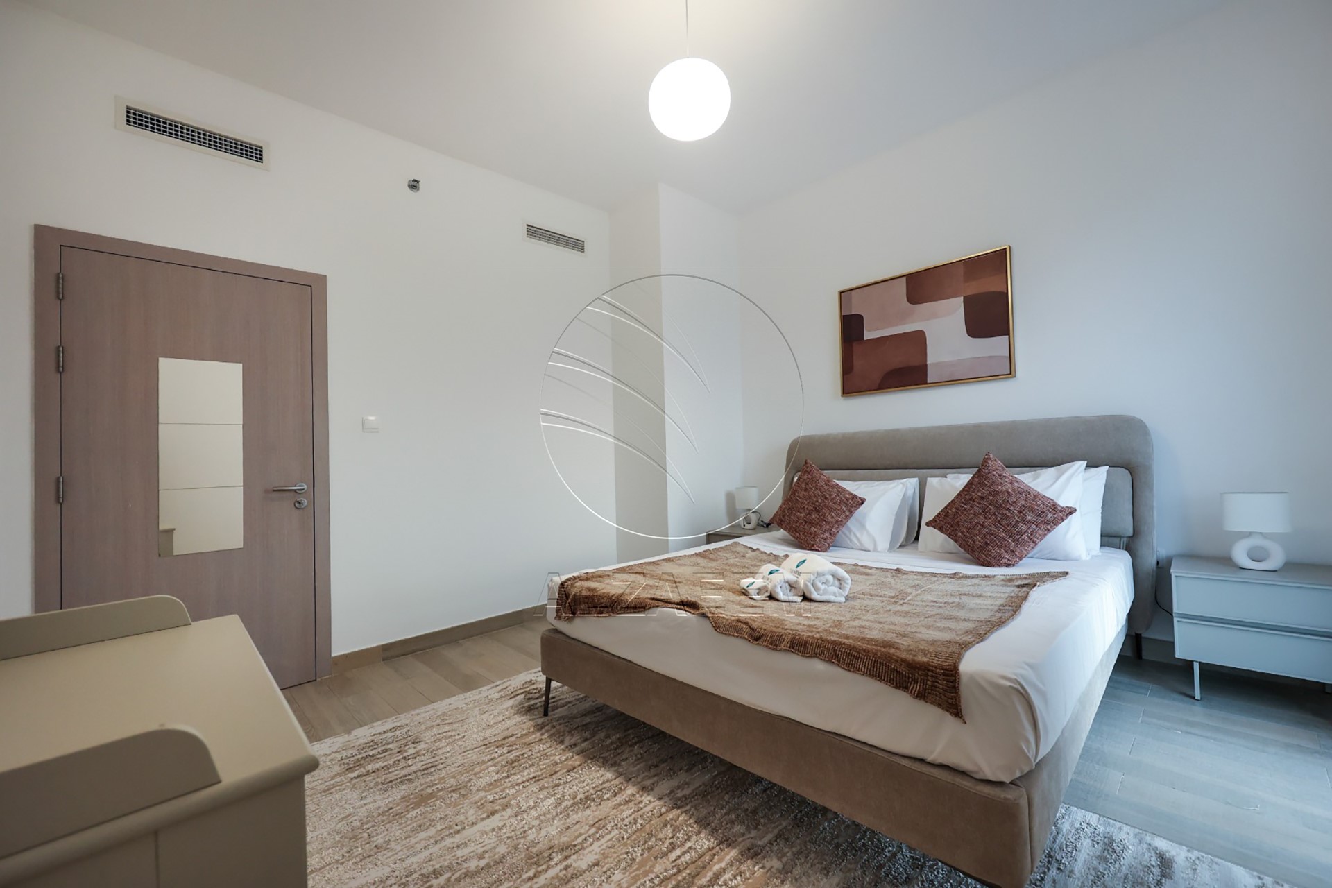 Partial Canal View | Furnished | Up to 3 Payments