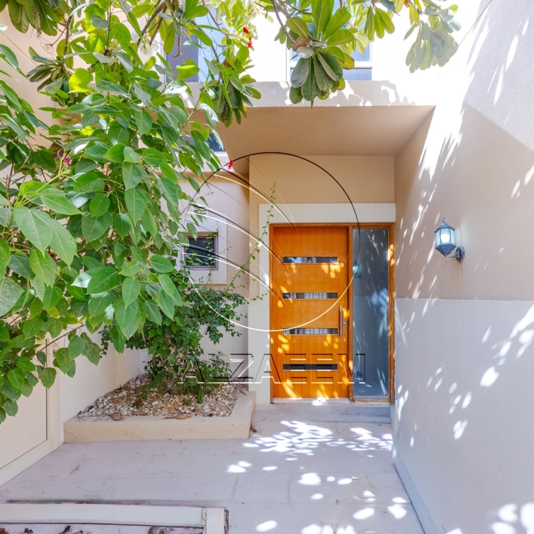 √ Villa Type S | Single Row Corner | VACANT √