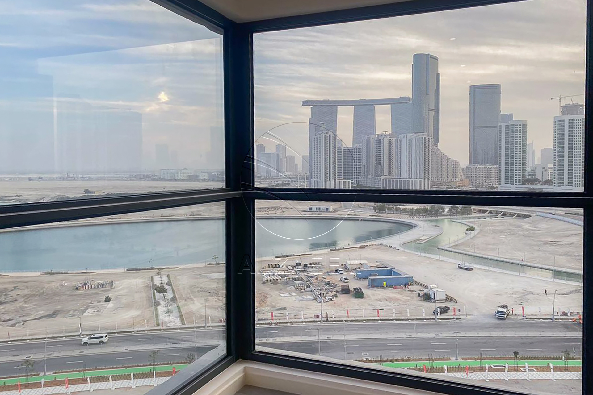 √2BR + Maid | Amazing Sea View | Prime Location√