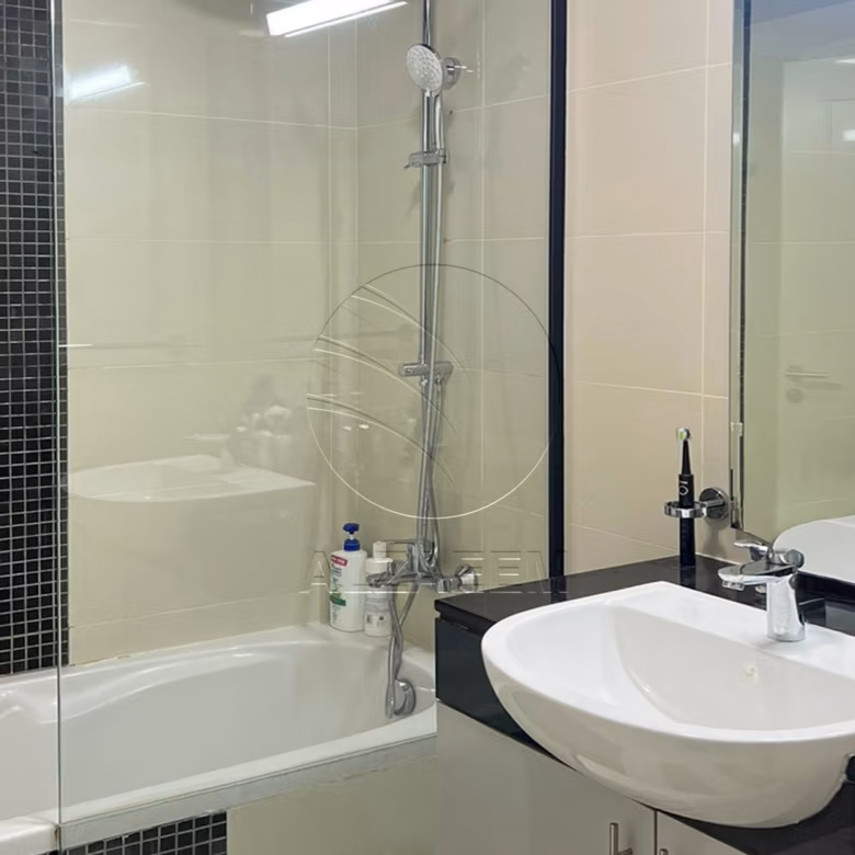 √ Big Layout | Fully Furnished | Accessible Unit √