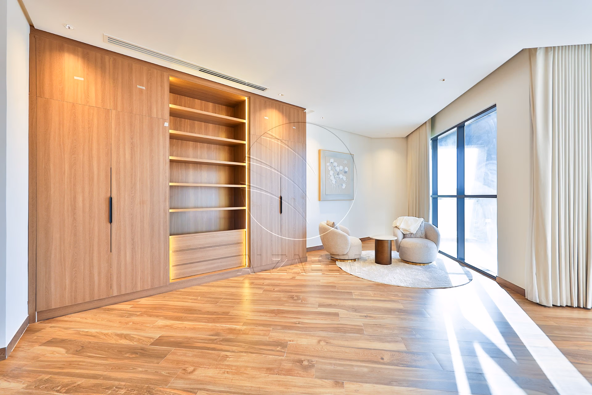 √ Single Row End | High Ceiling | Luxury Living √