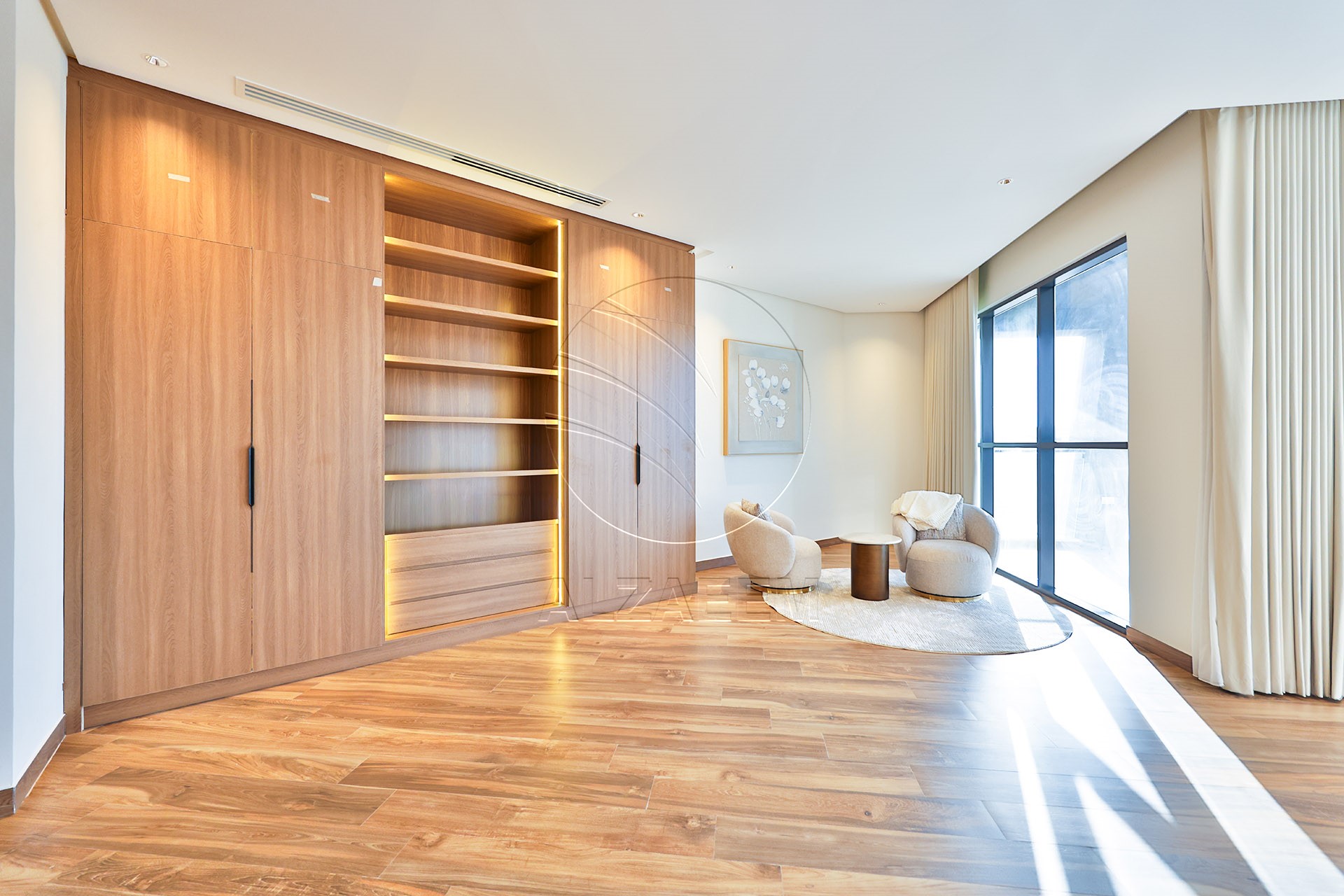 √ Single Row End | High Ceiling | Luxury Living √