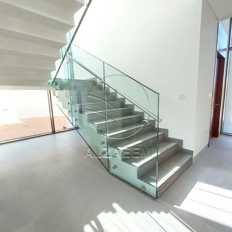 HOT DEAL Villa with Spacious 1,000 Sqm Plot