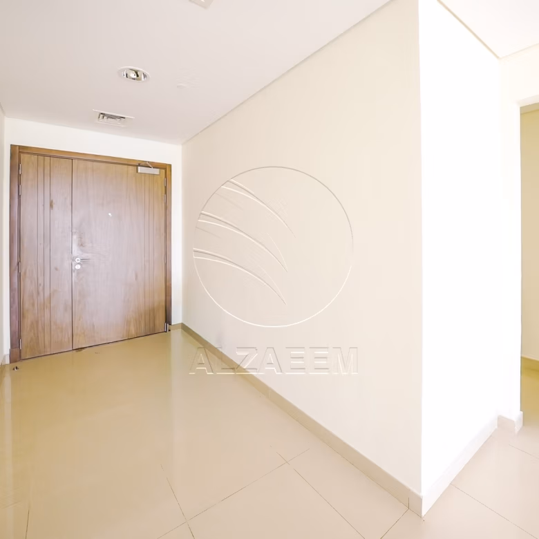 TOP FLOOR | Full Sea View | Move-in Ready