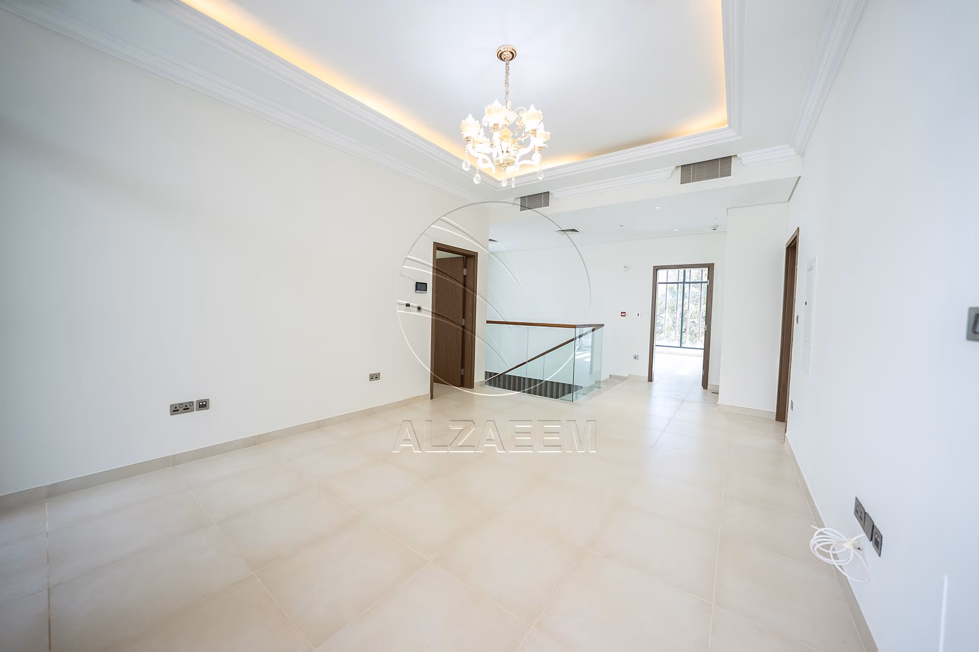 Single Row Corner | VACANT | Prime Location